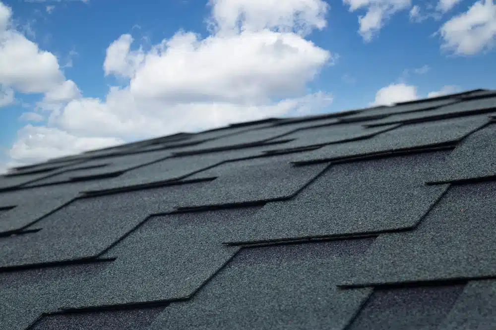 Soft roof with flexible shingles; installation of soft tiles on the roof.
