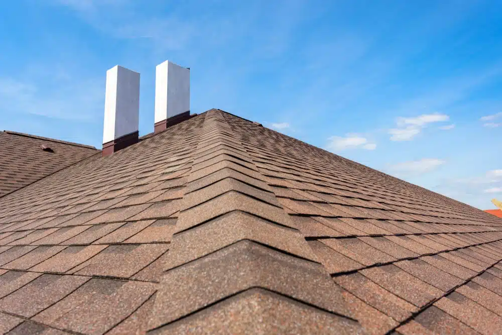 New roof with asphalt tile
